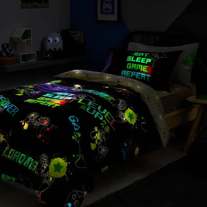 Bedlam - Black Gaming Duvet Cover with reversible splatter design